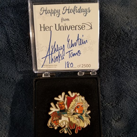 Holiday Ahsoka Tano & Captain Rex Pin #180 - Picture 2 of 2